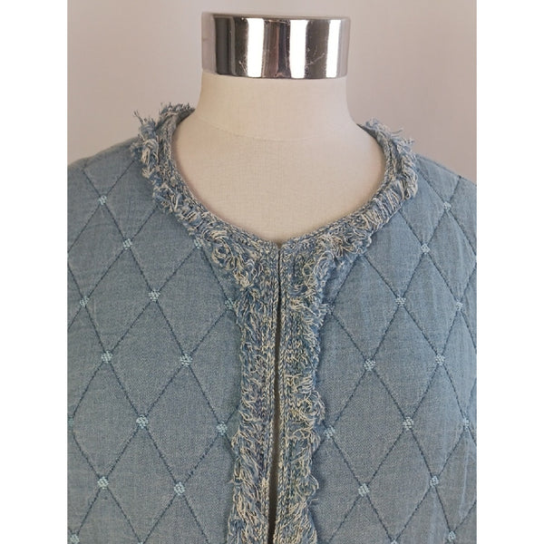 J MCLOUGHLIN DENIM QUILTED JACKET.
