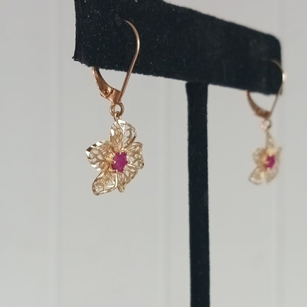 14kt Filagree W Ruby Flowers Earrings.