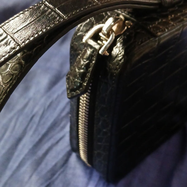 Givenchy Sm Black Crocodile-Pattern Leather Zip Clutch.
