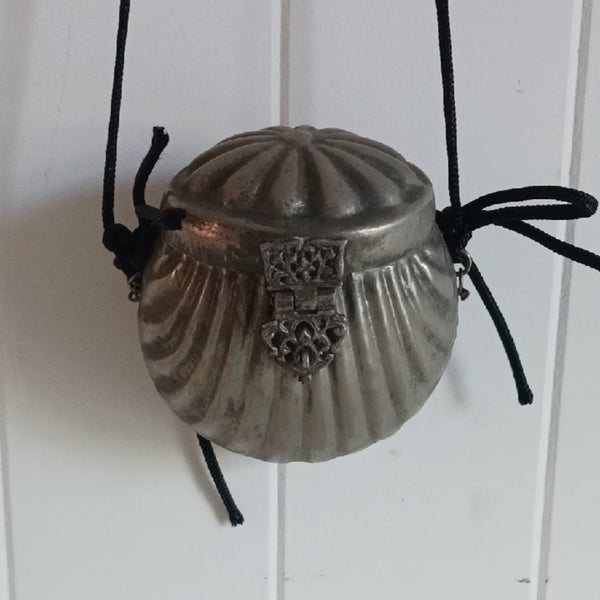 Antique Clam Shell Necklace