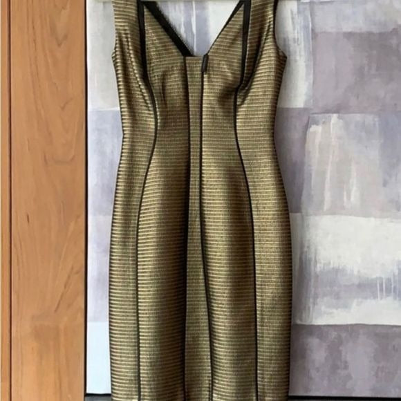 Elie Tahari Gold w/ Black Piping NWT Dress
