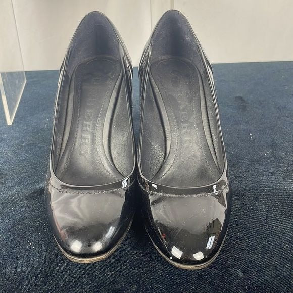 Burberry Black Patent w Grey Plaid Pumps