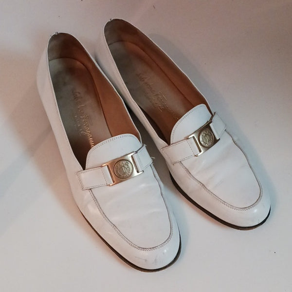 Salvatore Ferragamo White Low Heel Vtg Loafers