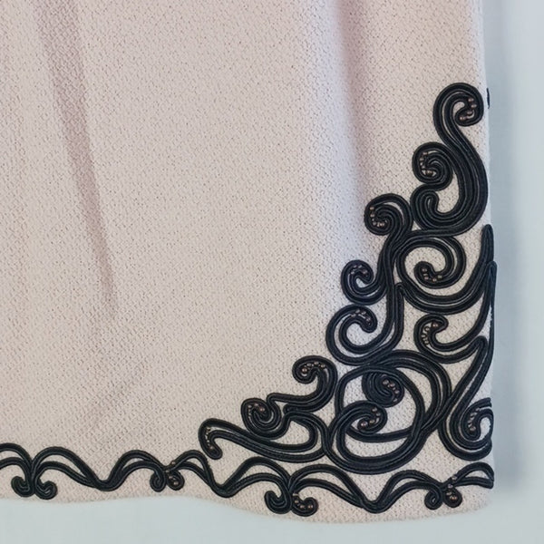 St.John Seashell/ Black Embroidered Skirt New