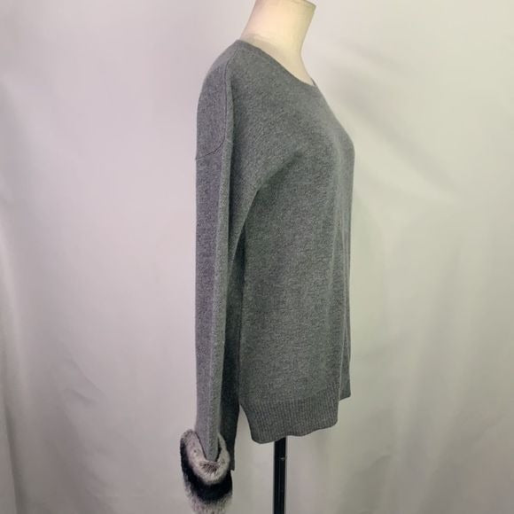 Gray cashmere sweater with fur trim cuffs
