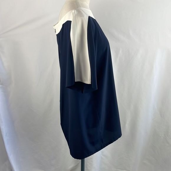 St. John Navy With Ivory Trim Silk Top