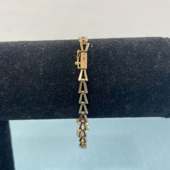 14kt Multi Stone Bracelet