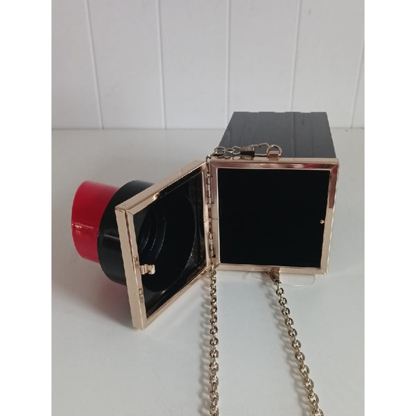 JESSICA MCCLINTOCK NEW LIPSTICK PURSE.