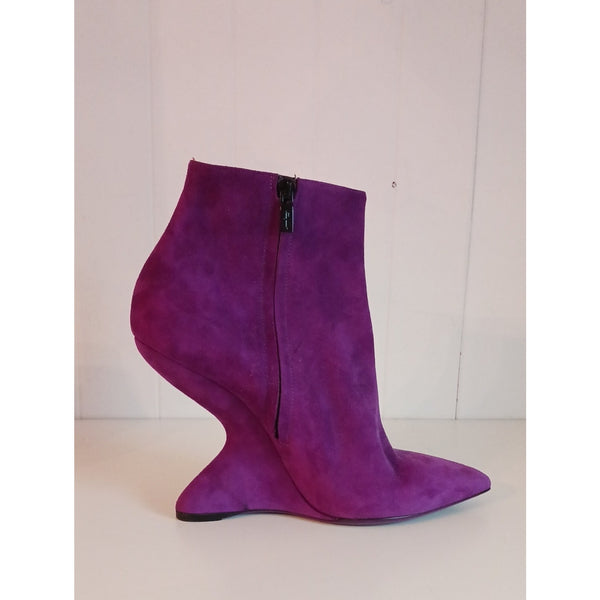 SALVATORE FERRAGAMO BOLGHERI VIOLET SUEDE CUT OUT RETRO 4" BOOTS