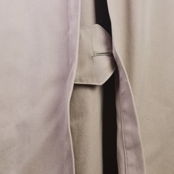 Burberry Classic 3/4 Trench Beige and Black Plaid Coat Vintage