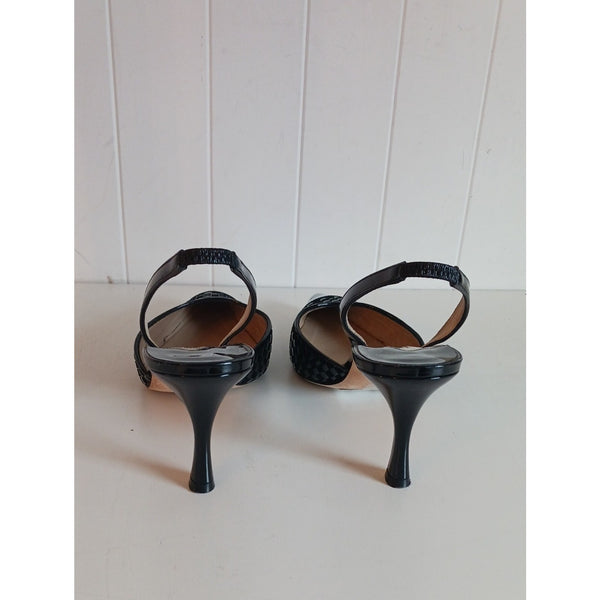 MANOLO BLAHNIK BLK WOVEN/ PATENT SLING BACKS SHOES.