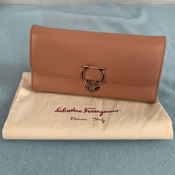 Salvatore Ferragamo Blush Wallet
