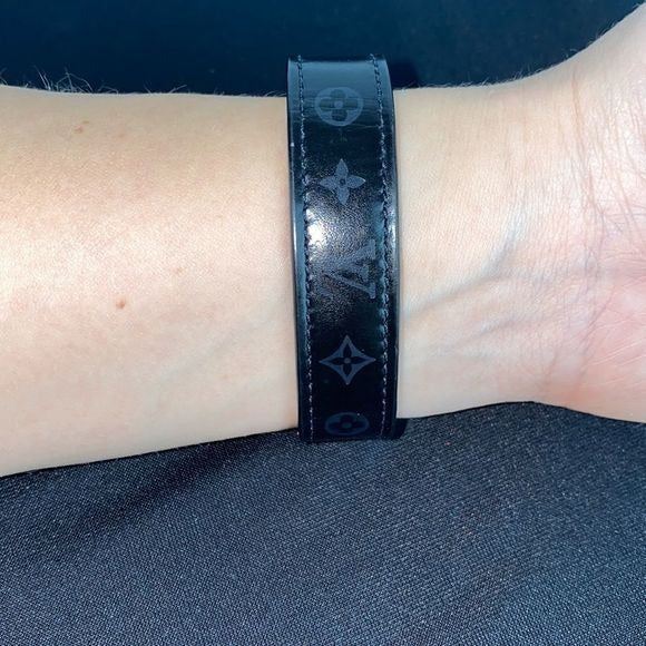 Louis Vuitton Leather Wish Bracelet