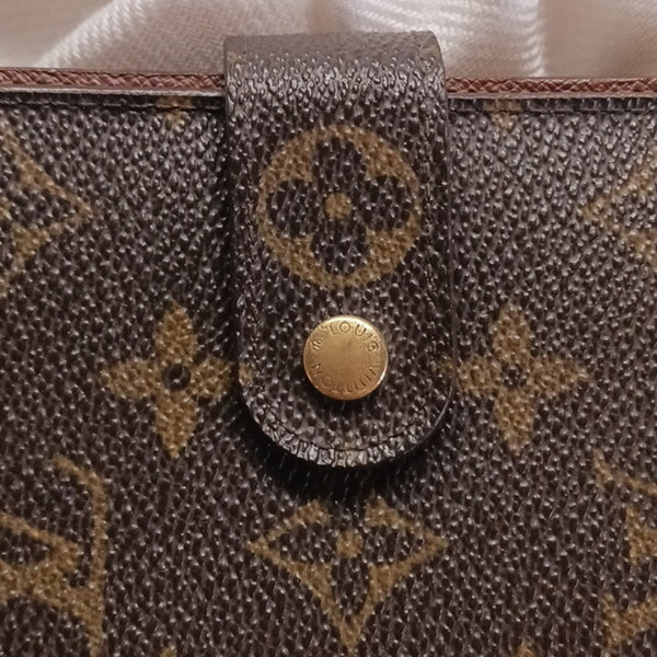 Louis Vuittone Vtg Zip And Snap/Fits Phone Wallet.