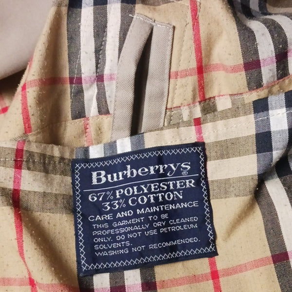 Burberry Classic 3/4 Trench Beige and Black Plaid Coat Vintage