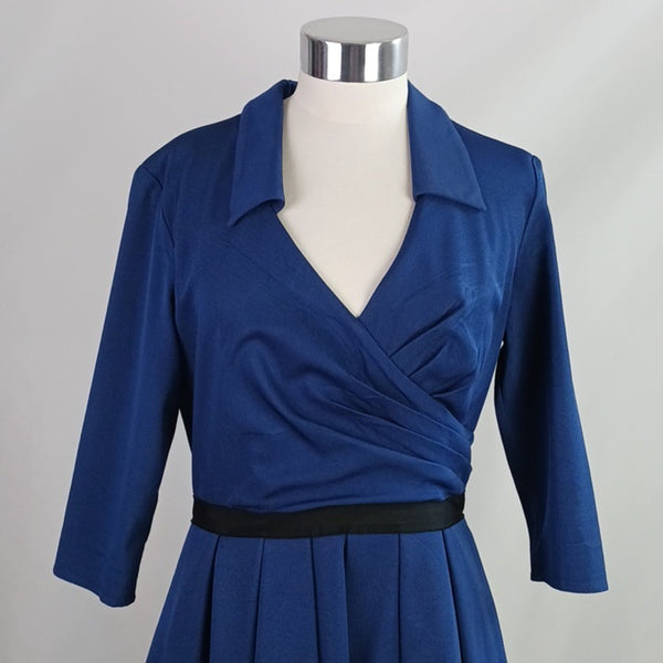 Pamella Roland Blue Pleated Bottom Fit Flare Dress w Collar
