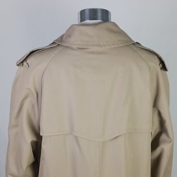 Burberry Classic 3/4 Trench Beige and Black Plaid Coat Vintage