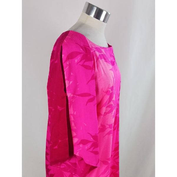 HAWAIIAN VTG PINK FLORAL DRESS.
