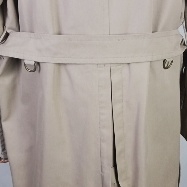 Burberry Classic 3/4 Trench Beige and Black Plaid Coat Vintage
