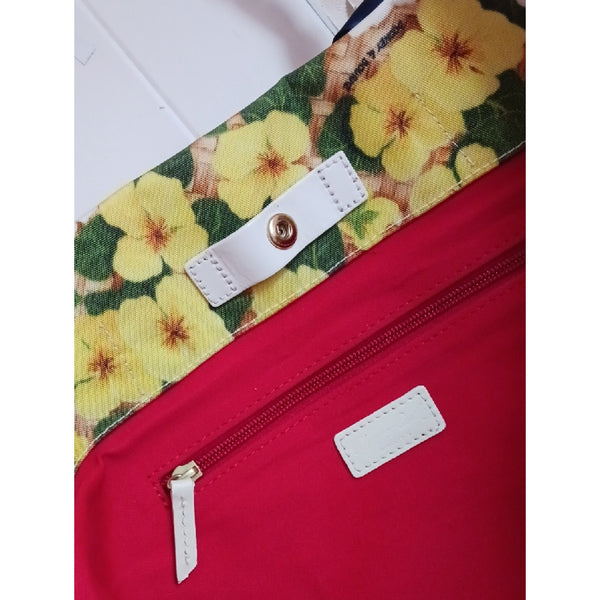 DOONEY & BOURKE NWT FLORAL SHOPPER BAG.