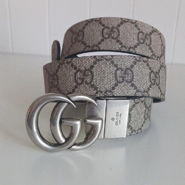 Gucci Reversable Logo Double G  Belt.