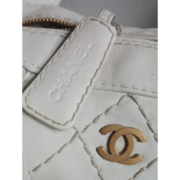 CHANEL VTG WHITE WILD STICH AS IS BAG.