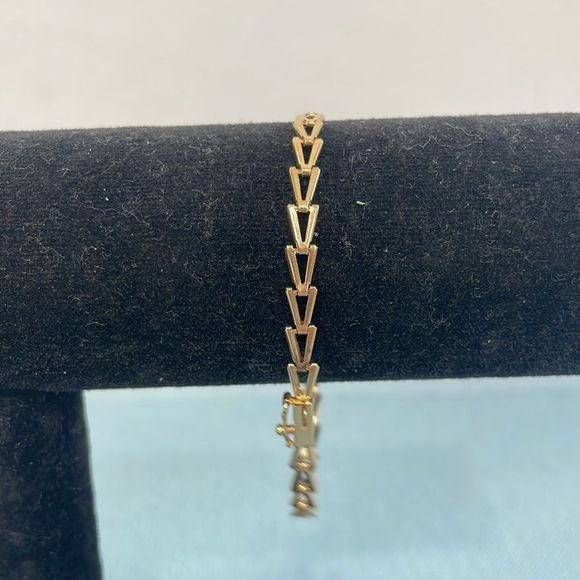 14kt Multi Stone Bracelet