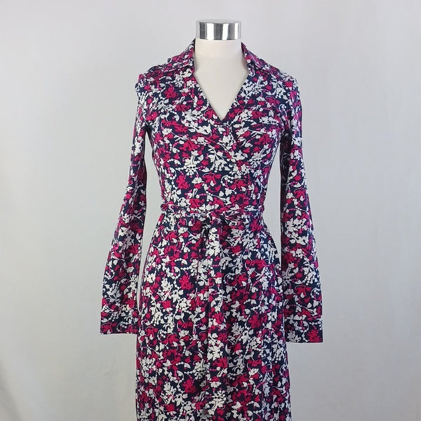 Diane Von Furstenberg Pink Blue Floral Wrap Dress.