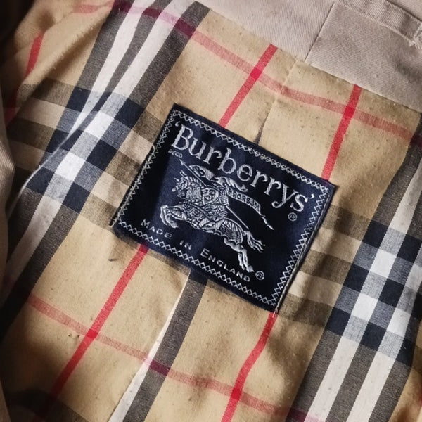 Burberry Classic 3/4 Trench Beige and Black Plaid Coat Vintage