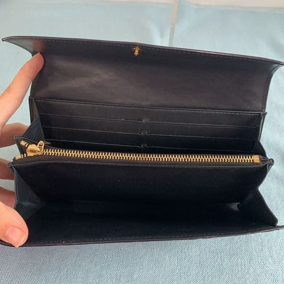 Louis Vuitton black vernis monogram wallet