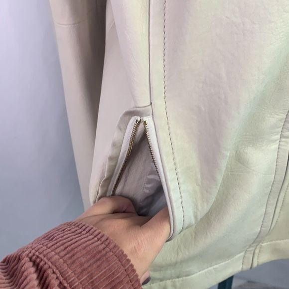 St. John cream pleated zip lamb leather jacket