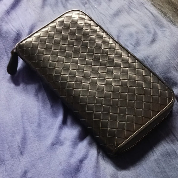 Bottega Veneta Intrecciato Black Leather Zip Wallet