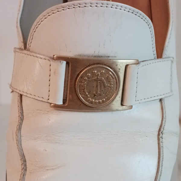 Salvatore Ferragamo White Low Heel Vtg Loafers