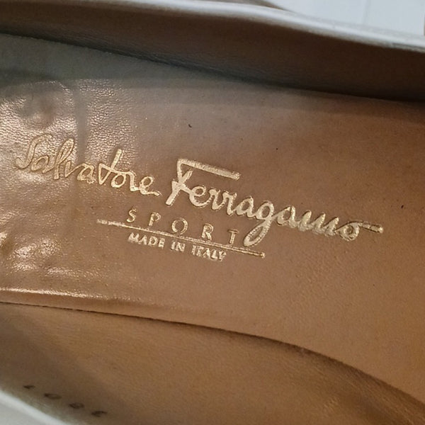 Salvatore Ferragamo White Low Heel Vtg Loafers