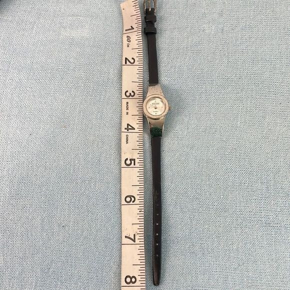 Gucci Small Silver Round Face w Black Strap Watch