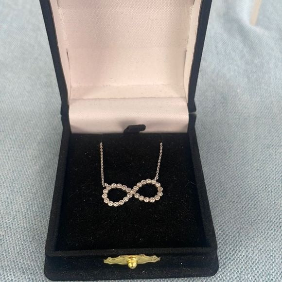 1/2 Karat Total Diamond 14kt Infinity Necklace