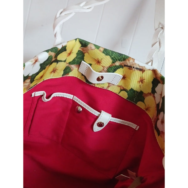DOONEY & BOURKE NWT FLORAL SHOPPER BAG.