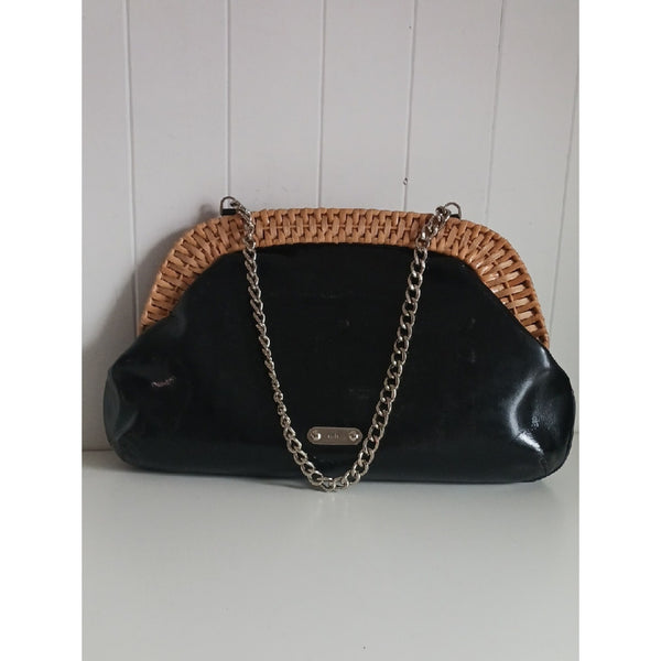 RAFE BLK LASER CUT PATENT CLUTCH.