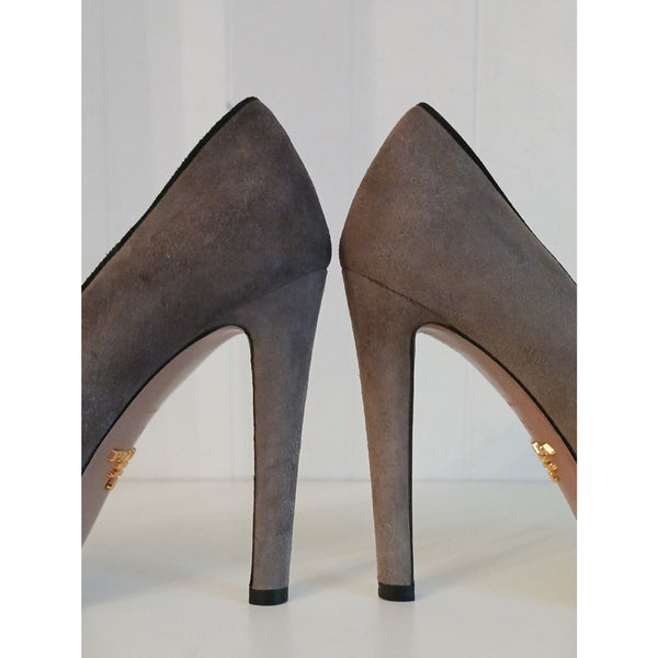 PRADA NEW GRAY SUEDE W TASSLE PUMPS