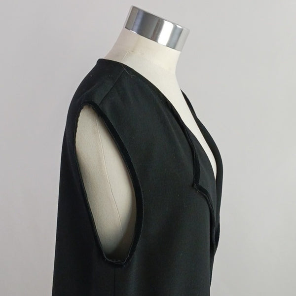 Nissa Black Long W Fringe Sleeveless Vest.