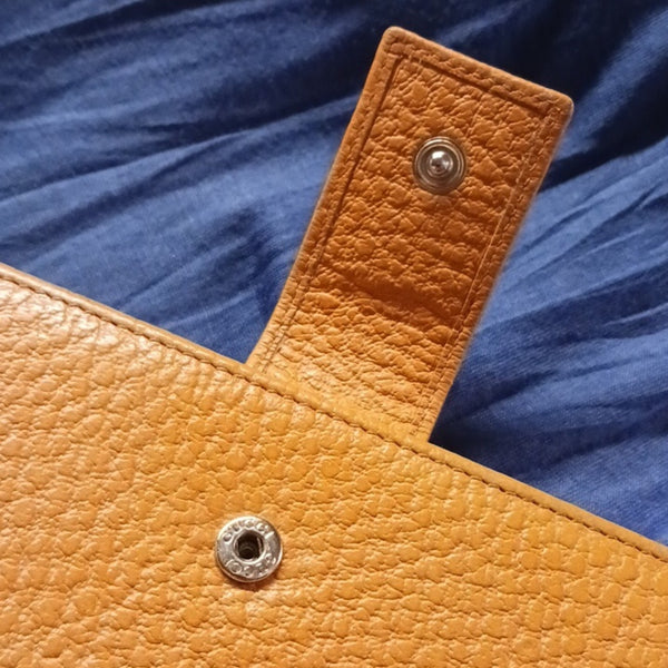 Gucci Mustard GG Vtg Leather Wallet.