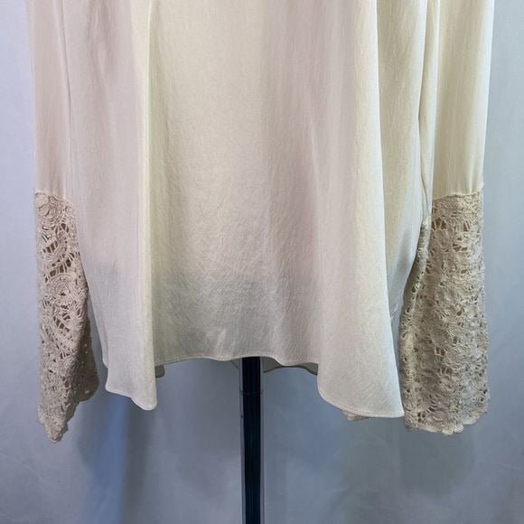 Bruno Cucinelli Cream Silk w Lace Cuffs Top