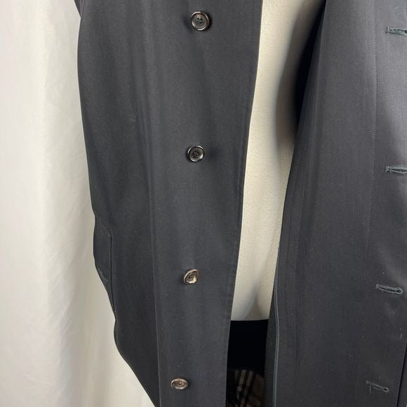 Burberry black mens trench with lining/long
