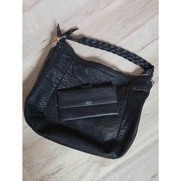 GUCCI LG PEBBLED LEATHER HOBO  BAG.