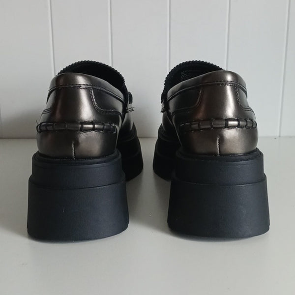 Steve Madden Pewter Platform  Loafers.