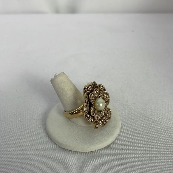 Carolee Big Crystal Pearl Flower Ring