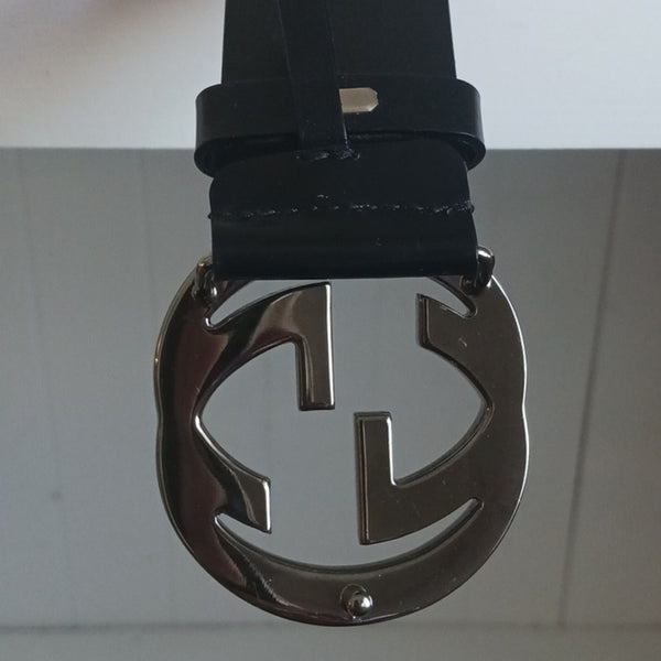Gucci Black Interlocking Leather Belt with Silver GG Buckle.
