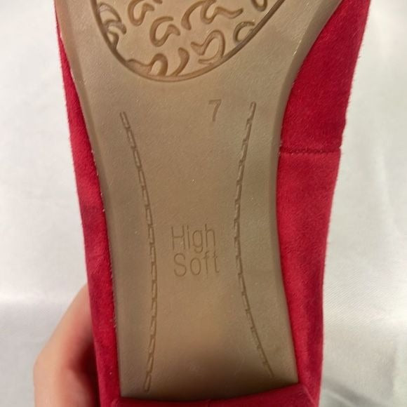 NEW Ara Red Suede Block Heel Pumps