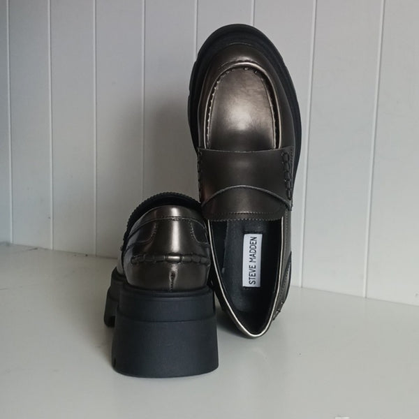 Steve Madden Pewter Platform  Loafers.