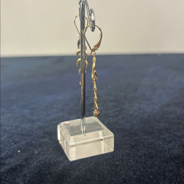 14kt Gold Dangle Earrings